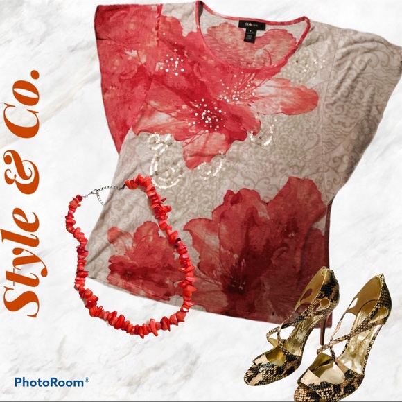 Style & Co. Tops - Style & Co. Short Sleeve Top.